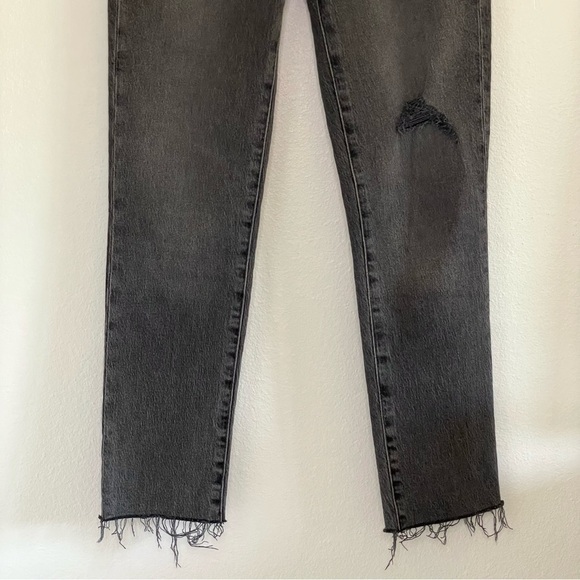 Madewell The Perfect Vintage High Waist Knee Rip Jean Cosner Washed Black - Picture 10 of 16